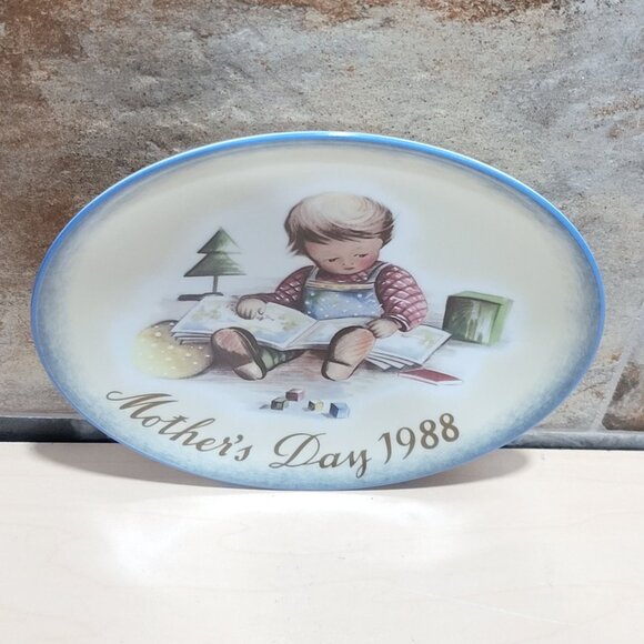 Schmid Hummel Mothers Day 1988 Young Reader Decorative Wall Hanging Plate - Picture 3 of 11